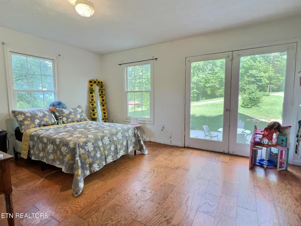 $420,000 | 275 Haven Lane, La Follette, TN 37766
