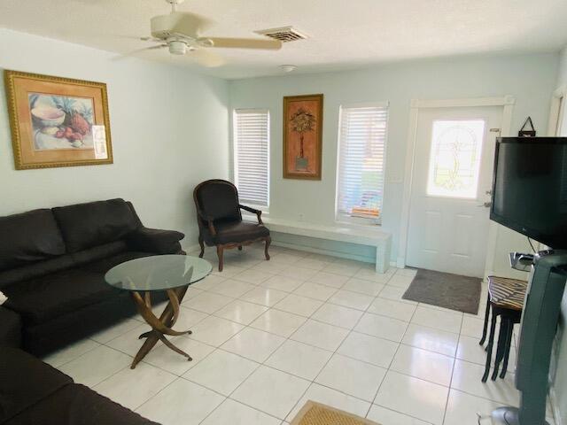 1256 Northwest 4th Street Boca Raton, FL 33486 - Photo 3 of 23 Living room