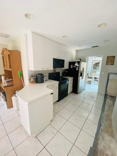 1256 Northwest 4th Street Boca Raton, FL 33486 - Photo 7 of 23 Kitchen