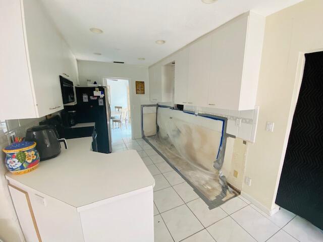 1256 Northwest 4th Street Boca Raton, FL 33486 - Photo 8 of 23 Kitchen