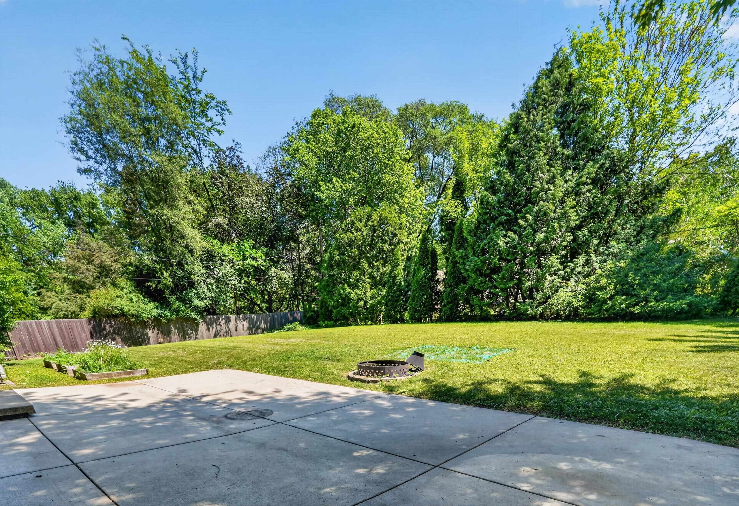 5717 Piping Rock Road Madison, WI 53711 - Photo 34 of 55