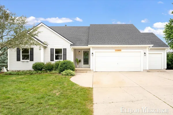 $439,900 | 1385 Shaw Court Northeast, Rockford, MI 49341