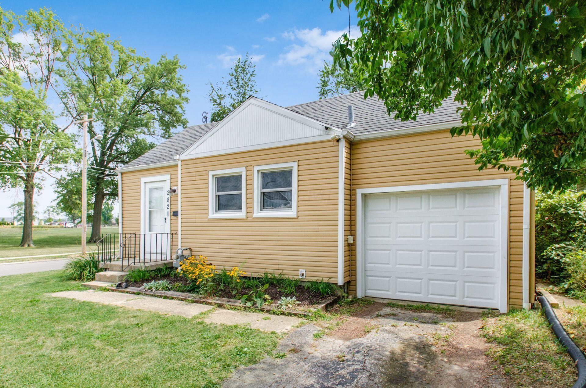 282 Edgevale Road Columbus, OH 43209 - Photo 5 of 31 005_ Rd Columbus OH 43209 USA