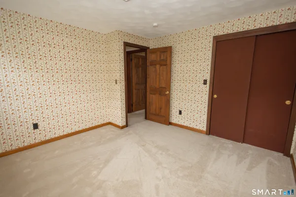 $445,000 | 83 Little Fawn Road, Southington, CT 06489