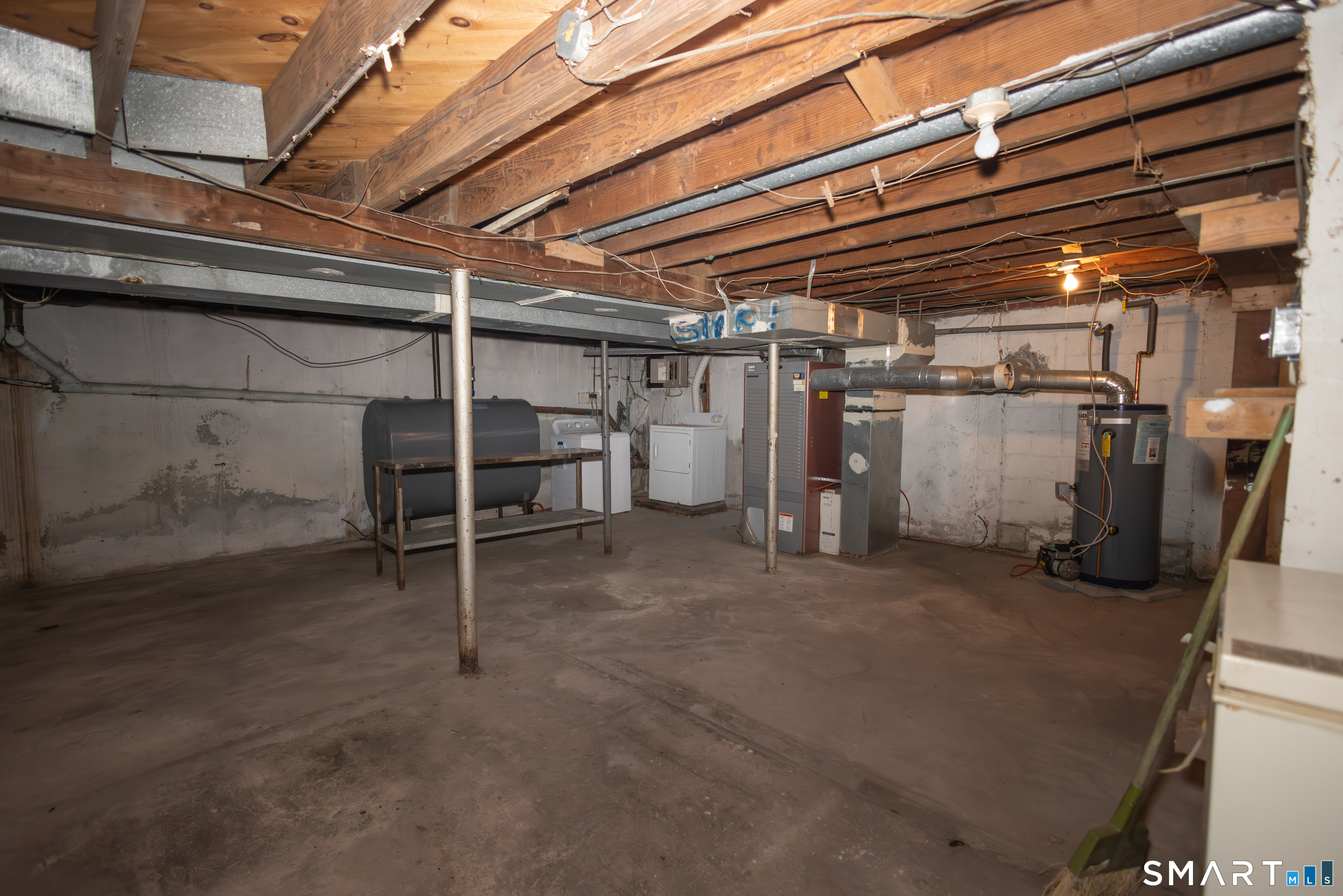 83 Little Fawn Road Southington, CT 06489 - Photo 31 of 40 Laundry area