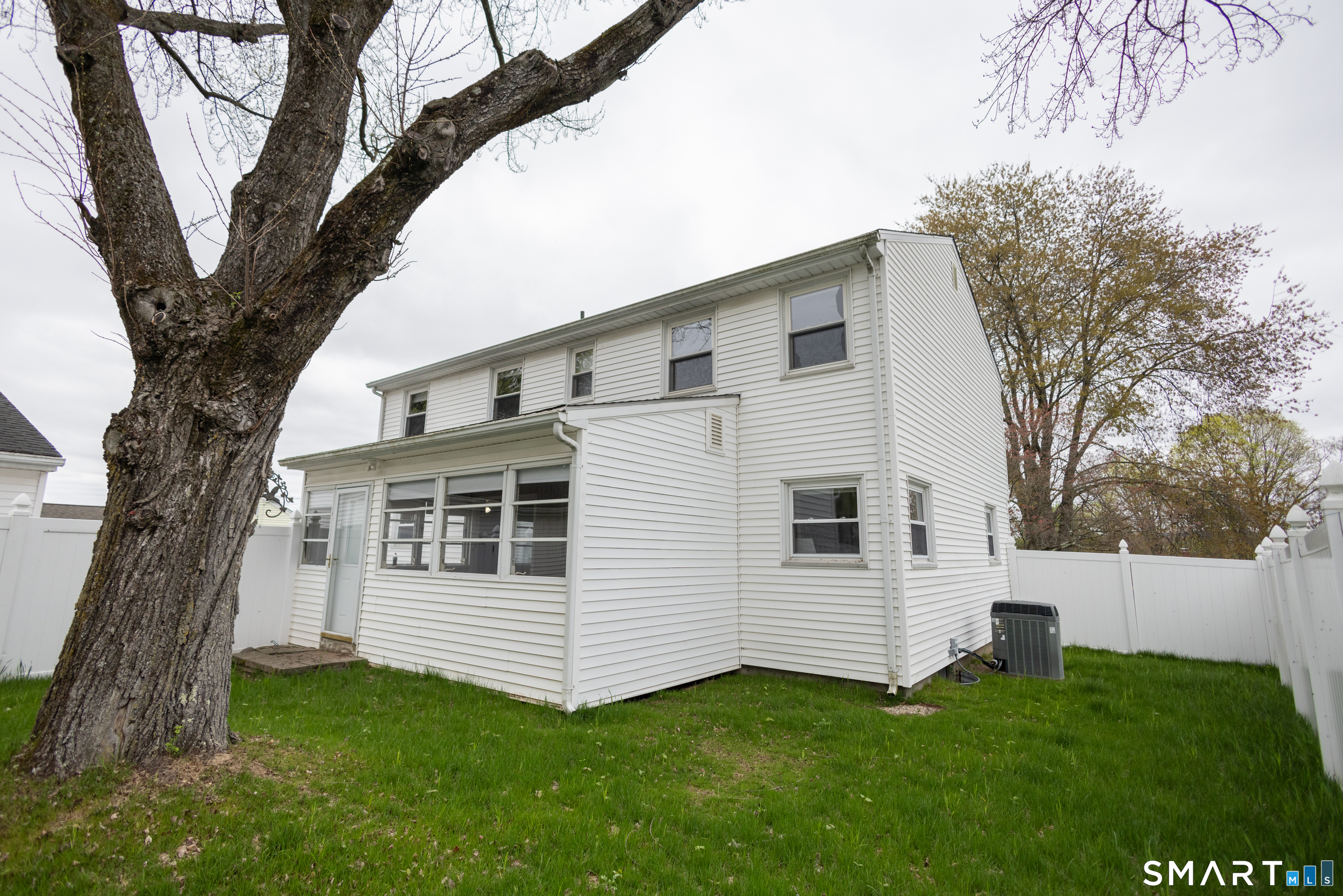 83 Little Fawn Road Southington, CT 06489 - Photo 37 of 40