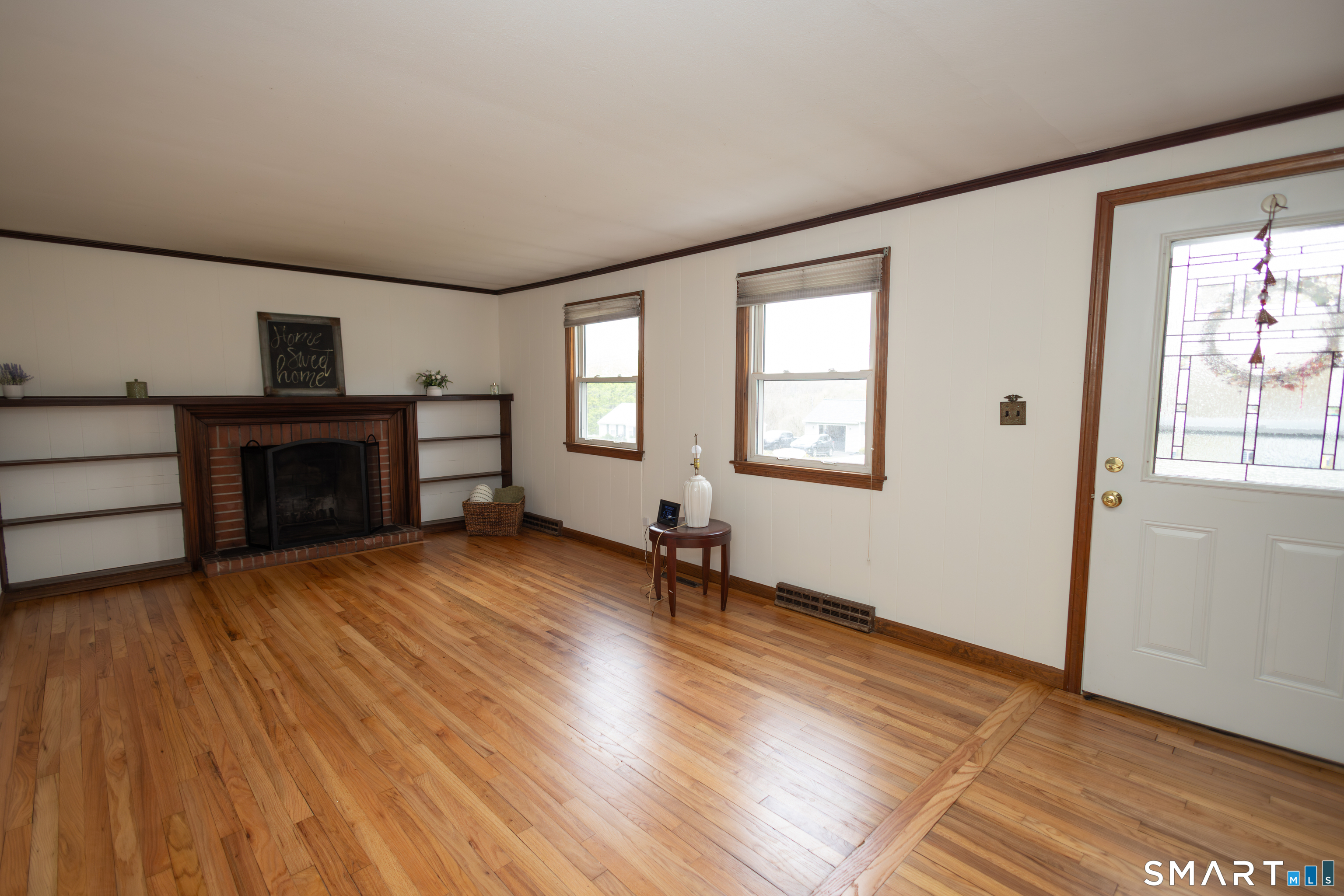 83 Little Fawn Road Southington, CT 06489 - Photo 5 of 40 Dining room with fireplace