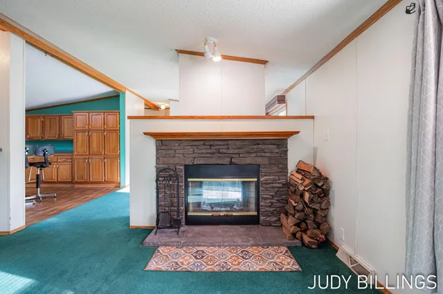 $380,000 | 2499 64th Street, Fennville, MI 49408