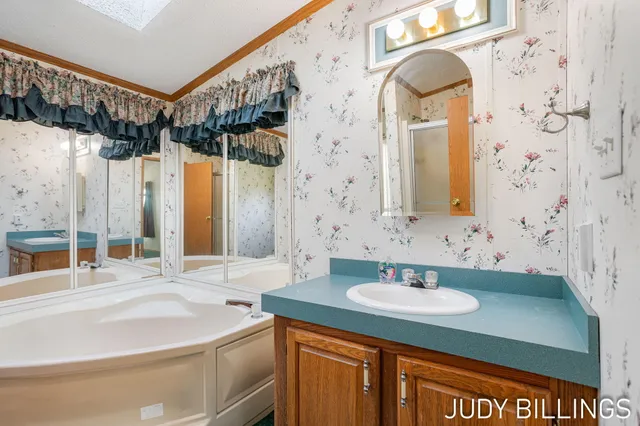 $380,000 | 2499 64th Street, Fennville, MI 49408