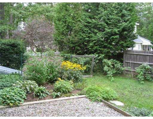 4 Deacon Road Yarmouth, ME 04096 - Photo 12 of 12 Yard/Garden.