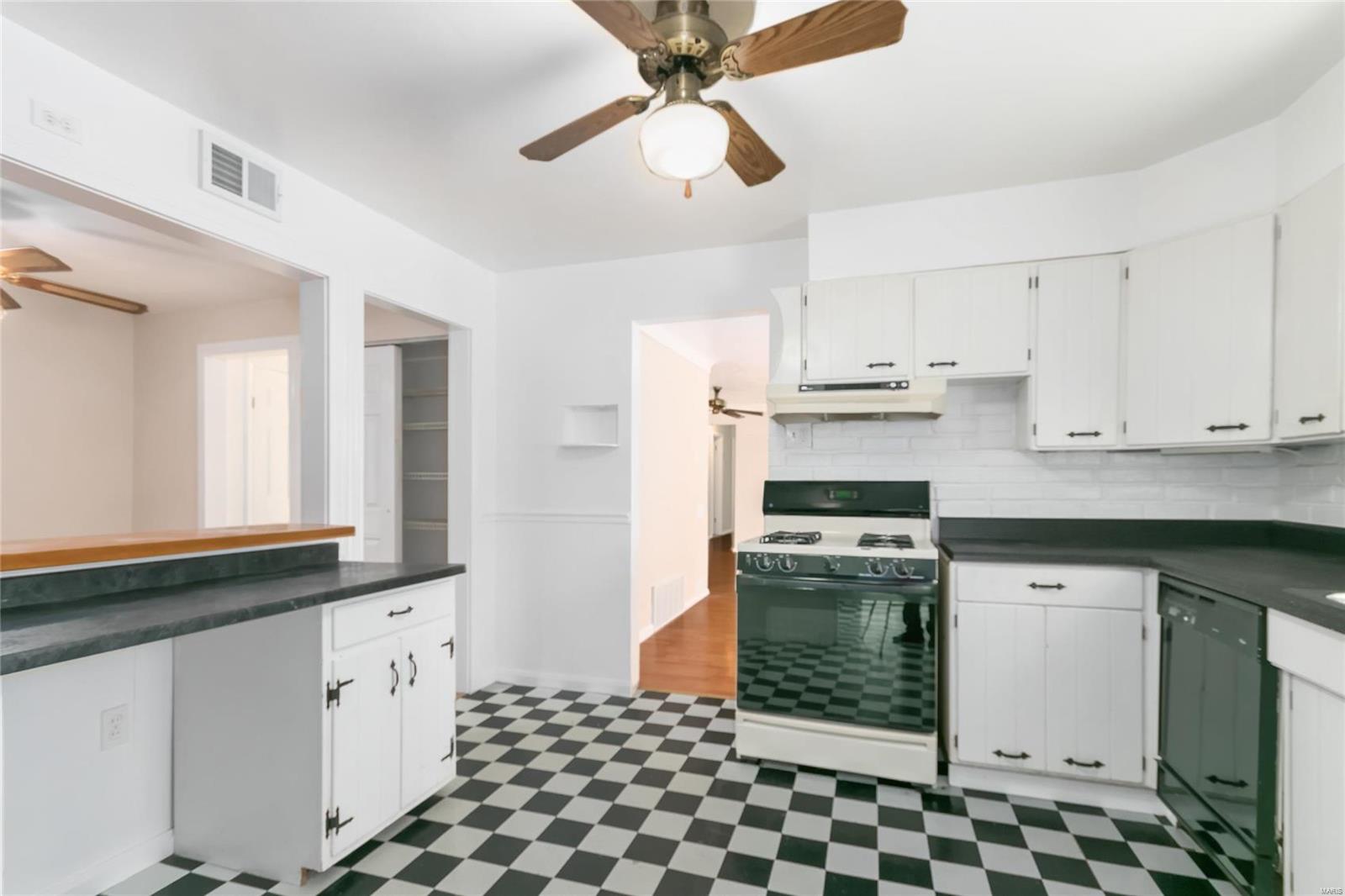 6862 Telegraph Road St. Louis, MO 63129 - Photo 11 of 35 Gallery Image 11