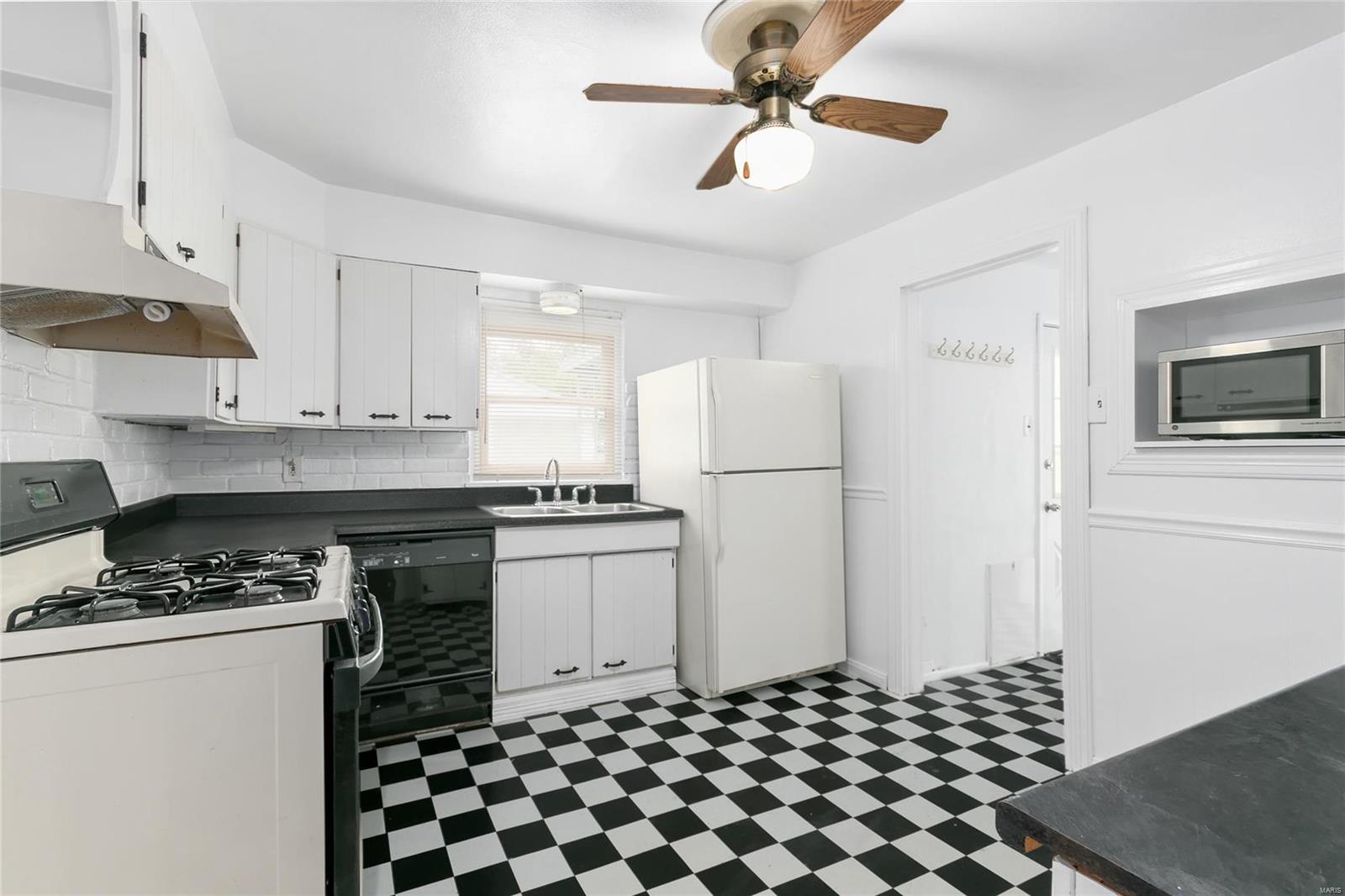 6862 Telegraph Road St. Louis, MO 63129 - Photo 10 of 35 Gallery Image 10