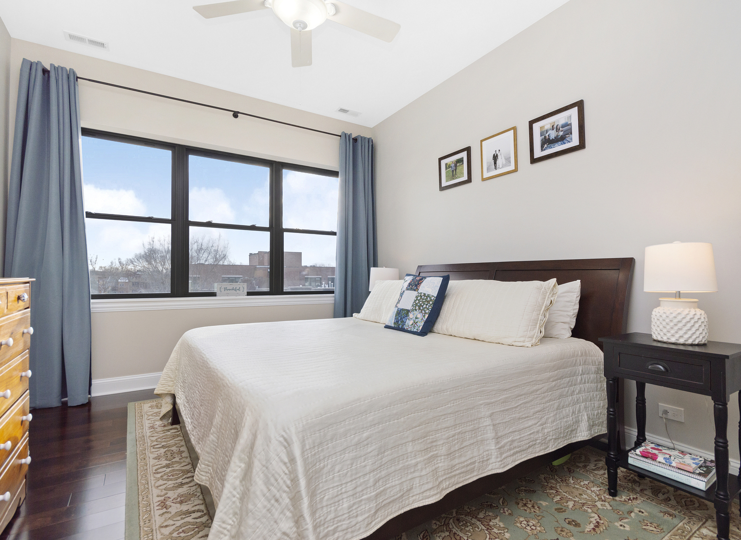1908 West Irving Park Road, Unit 401 Chicago, IL 60613 - Photo 9 of 26