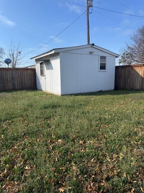 109 Novice Road Winters, TX 79567 - Photo 2 of 4