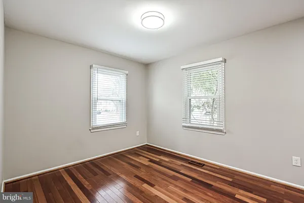 $3,000 | 5572 Kendrick Lane, Burke, VA 22015