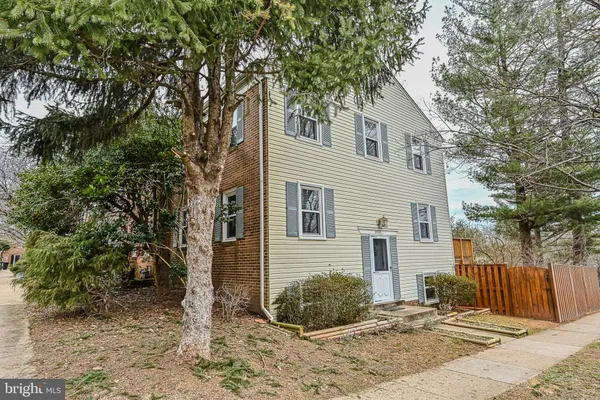 $3,000 | 5572 Kendrick Lane, Burke, VA 22015
