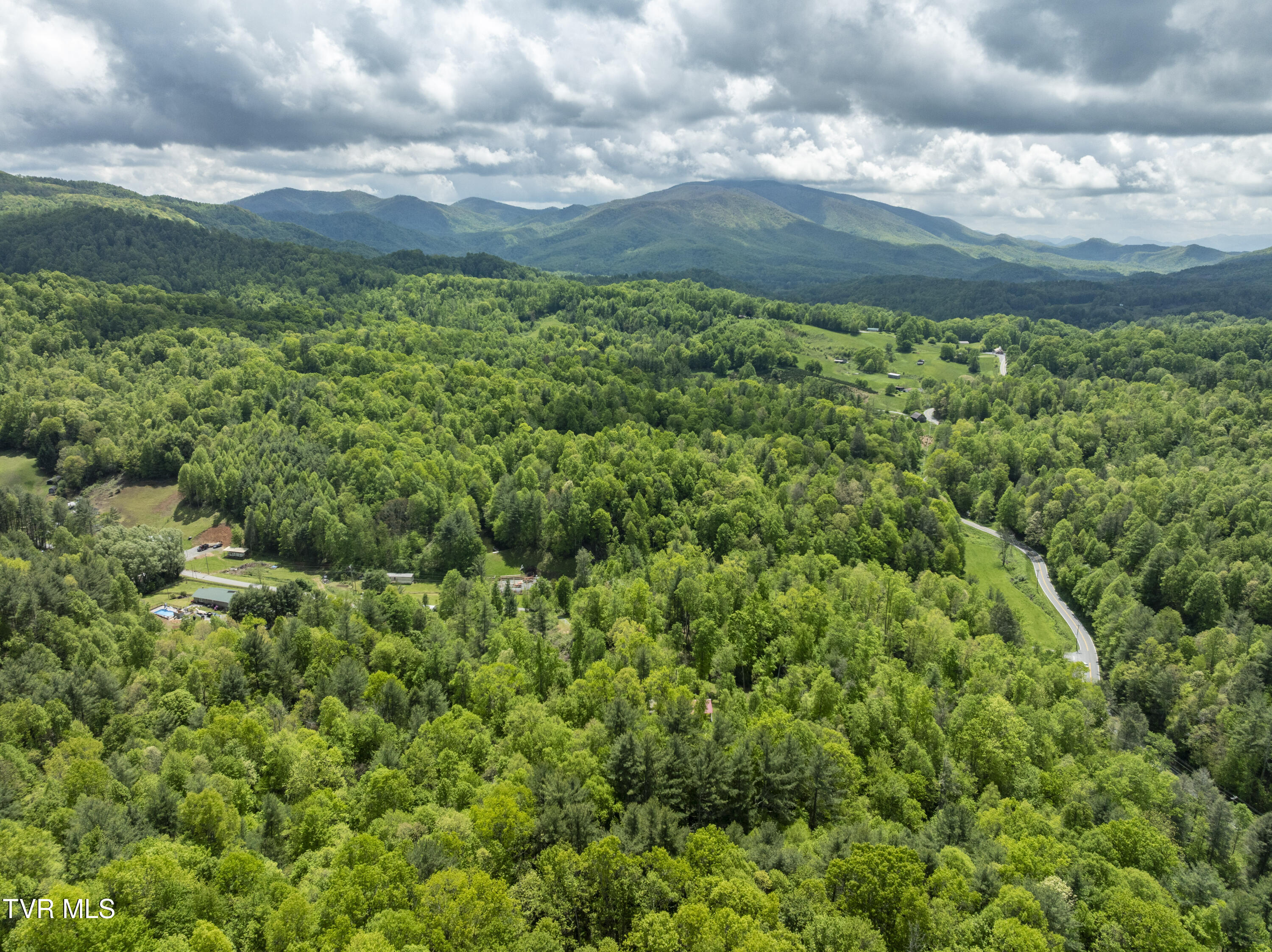 994 Fairview Road, Unit TR3 Hampton, TN 37658 - Photo 13 of 49 Fairview-aerials-13