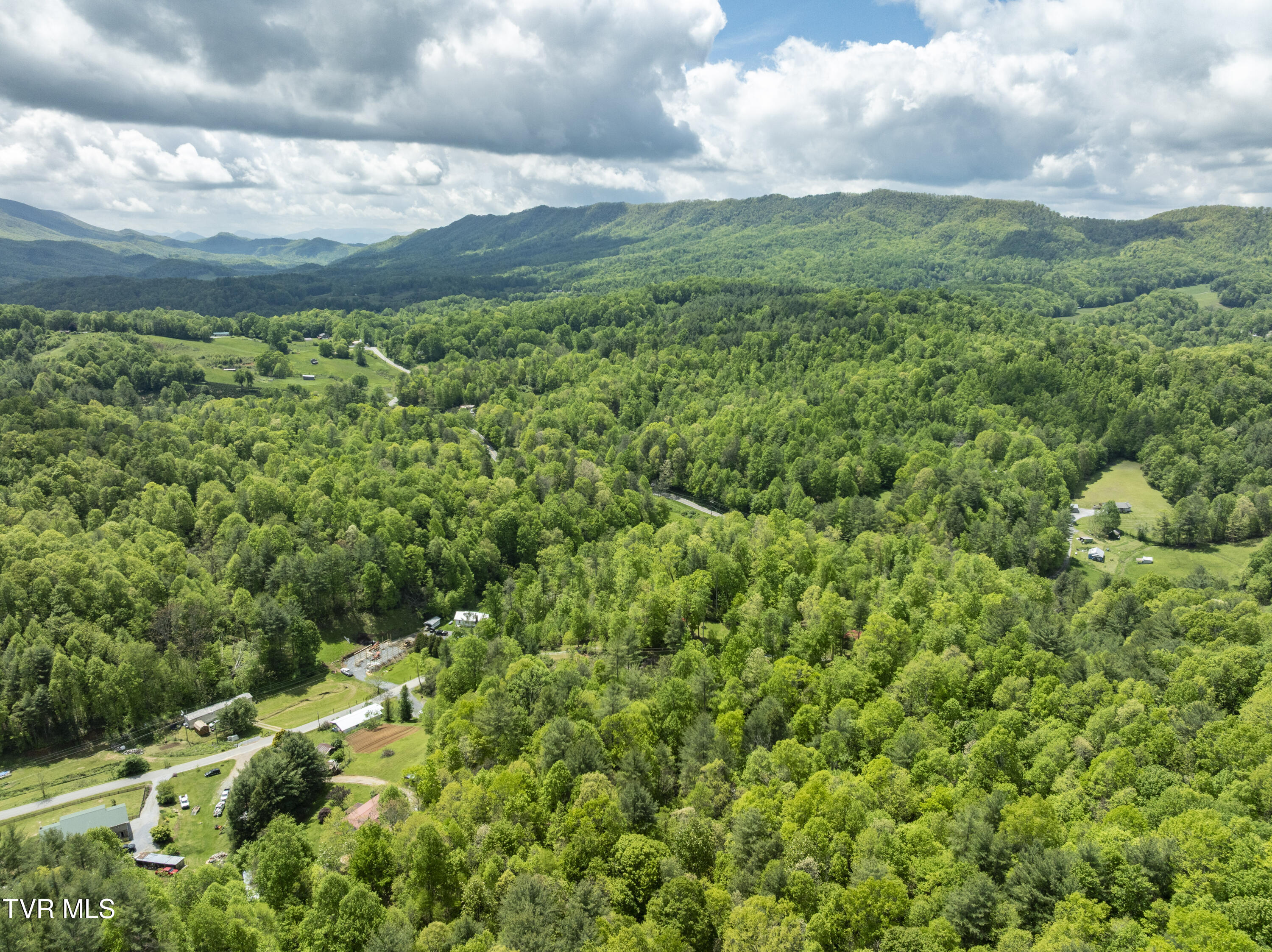 994 Fairview Road, Unit TR3 Hampton, TN 37658 - Photo 14 of 49 Fairview-aerials-14