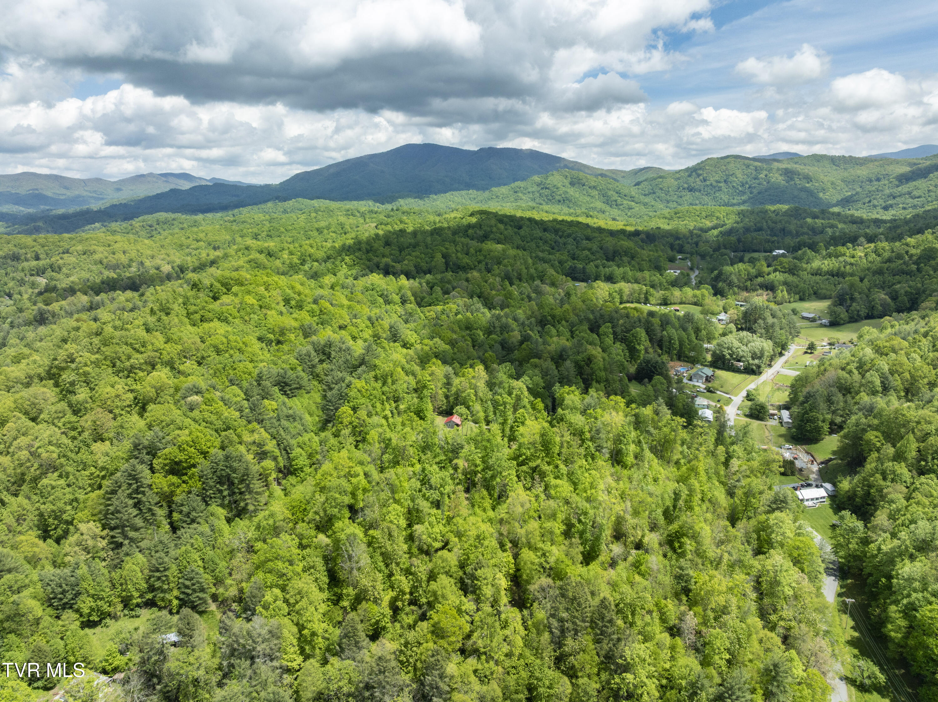 994 Fairview Road, Unit TR3 Hampton, TN 37658 - Photo 16 of 49 Fairview-aerials-10