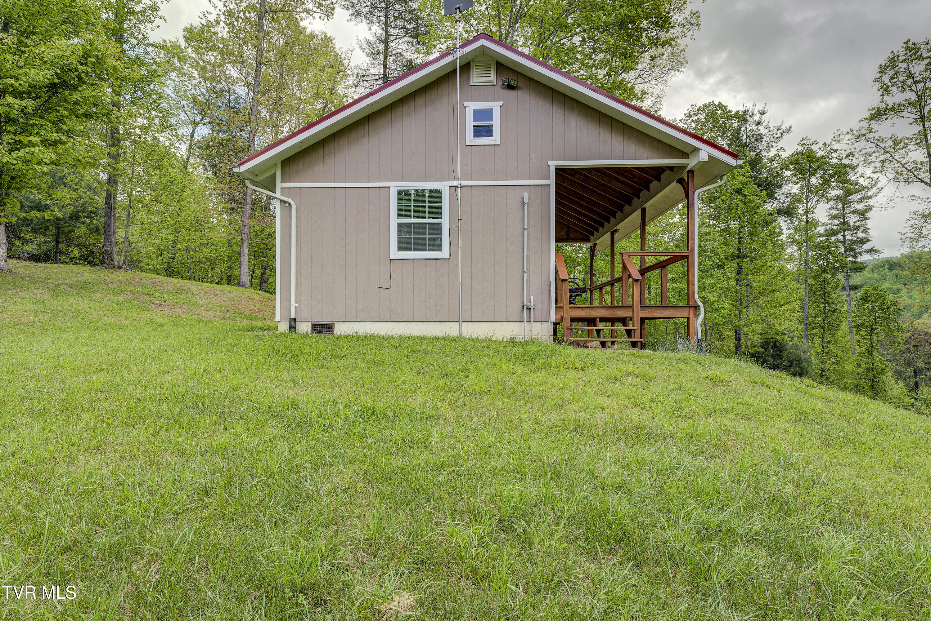 994 Fairview Road, Unit TR3 Hampton, TN 37658 - Photo 30 of 49 Fairview-16