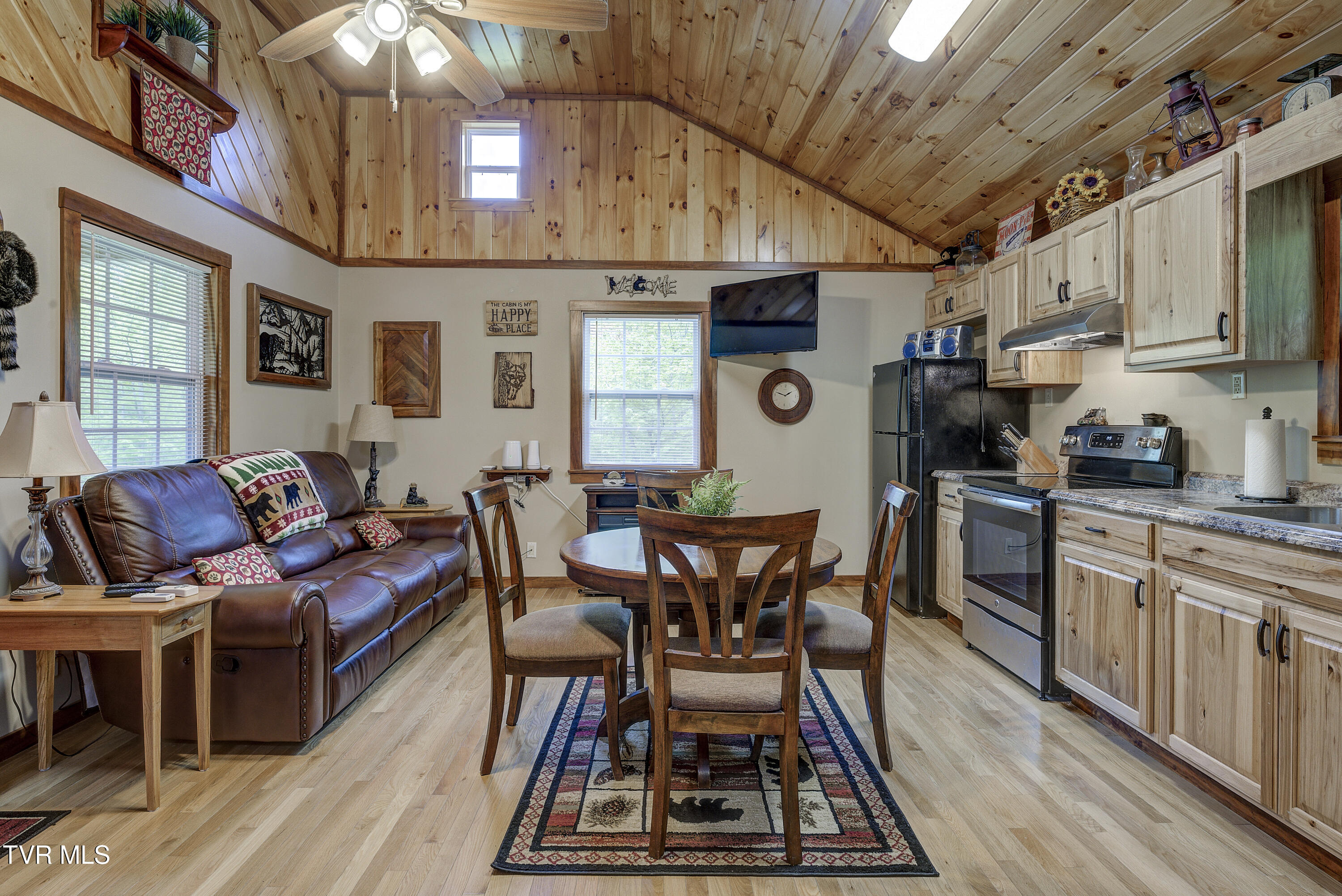 994 Fairview Road, Unit TR3 Hampton, TN 37658 - Photo 42 of 49 Fairview-3