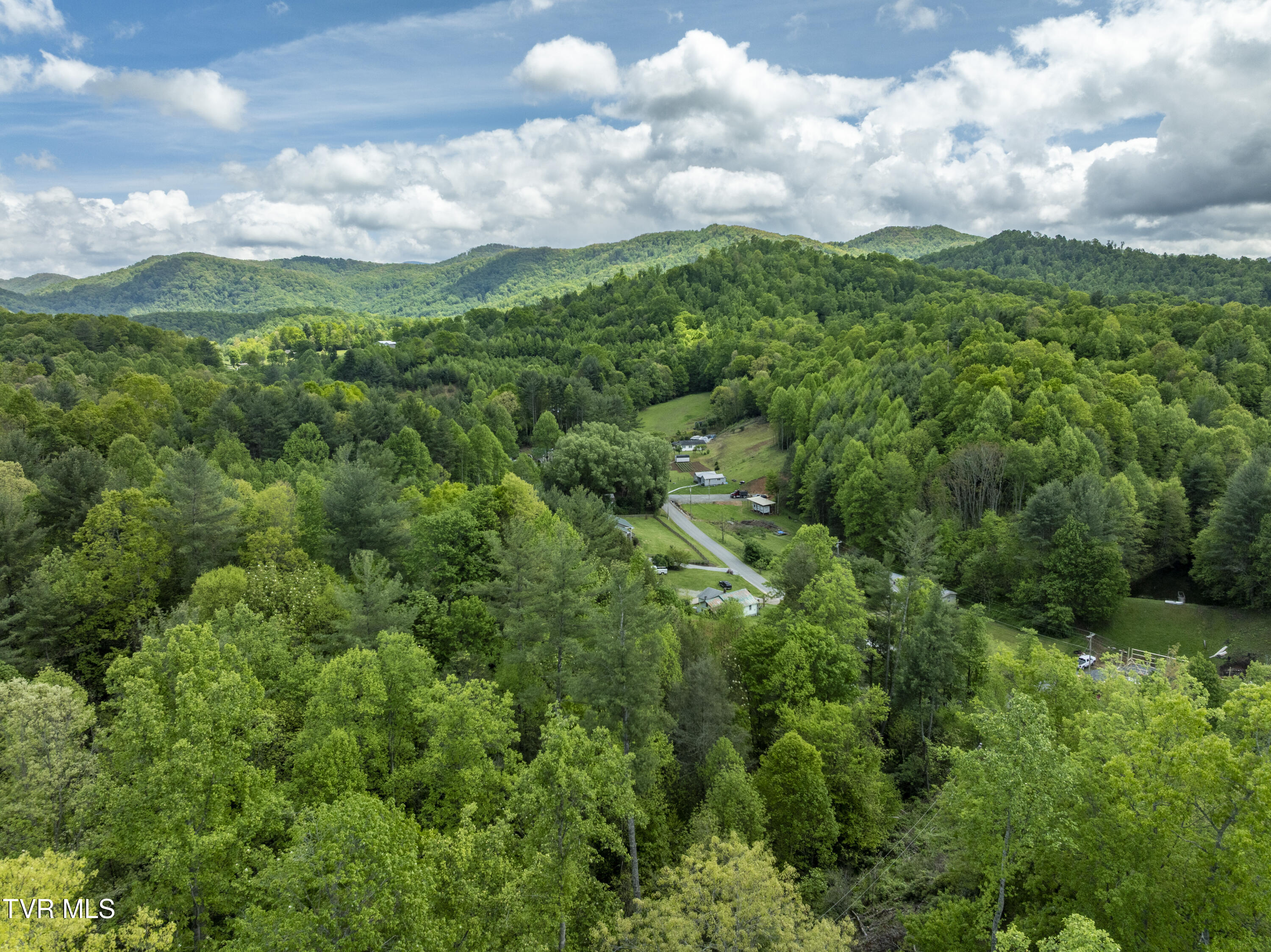 994 Fairview Road, Unit TR3 Hampton, TN 37658 - Photo 6 of 49 Fairview-aerials-5