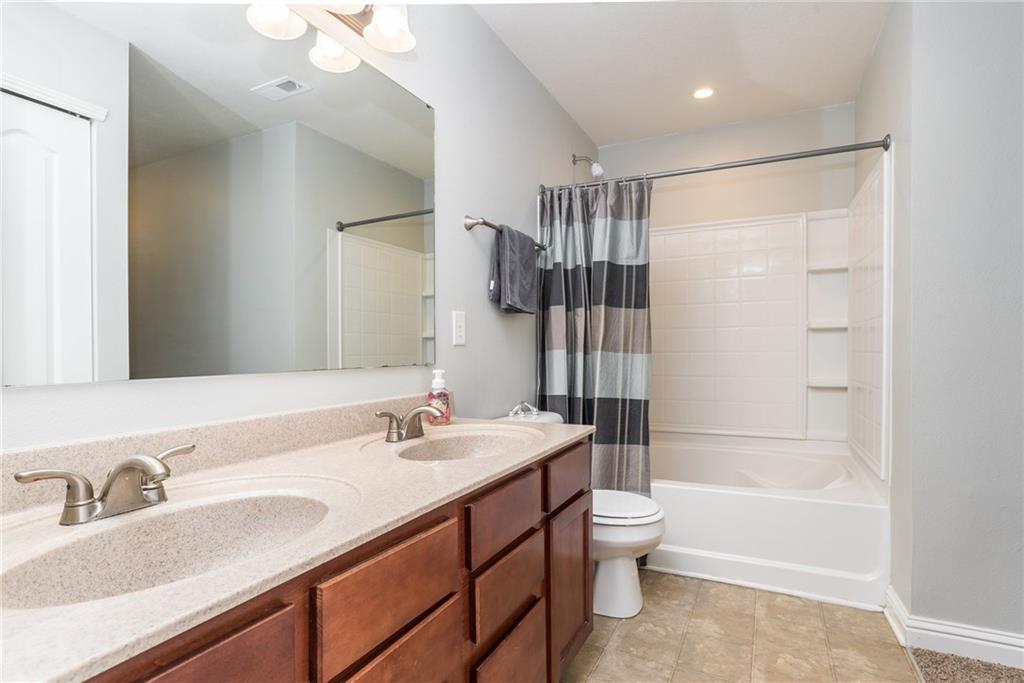 3418 Spring Wind Lane Indianapolis, IN 46239 - Photo 16 of 25 Gallery Image 16