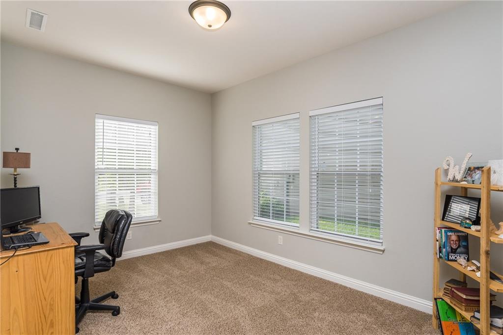 3418 Spring Wind Lane Indianapolis, IN 46239 - Photo 3 of 25 Gallery Image 3