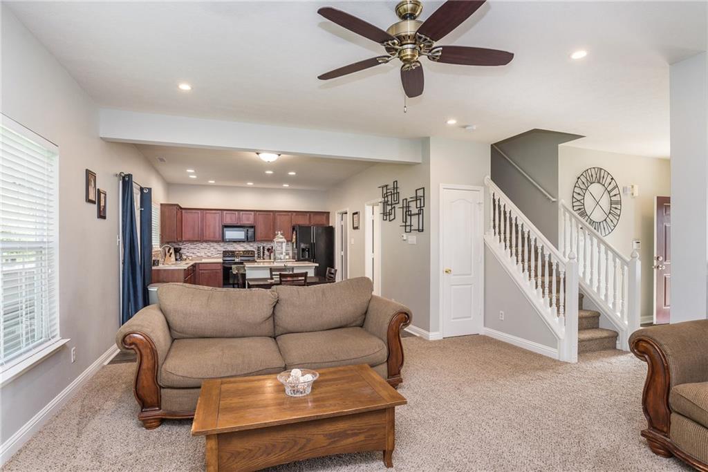 3418 Spring Wind Lane Indianapolis, IN 46239 - Photo 7 of 25 Gallery Image 7