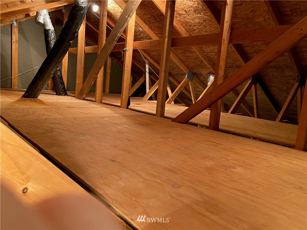 654 Chelan Place Northeast Renton, WA 98059 - Photo 29 of 33 Gallery Image 29