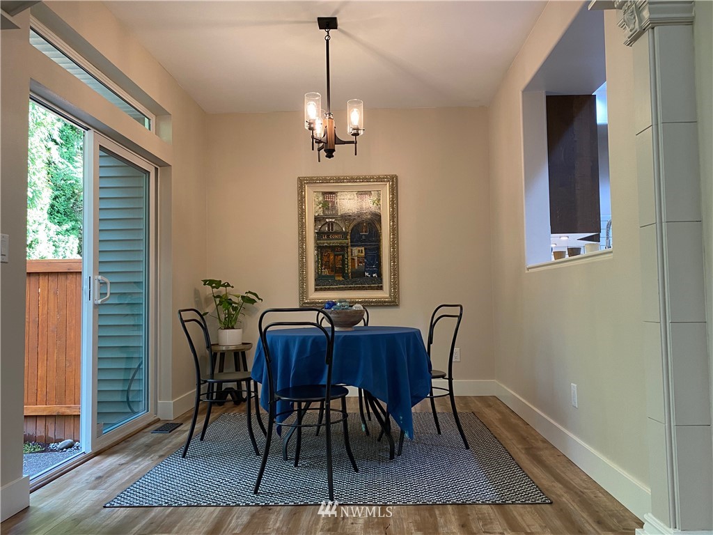 654 Chelan Place Northeast Renton, WA 98059 - Photo 10 of 33 Gallery Image 10