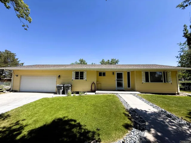 $345,000 | 107 Country Drive, Worland, WY 82401