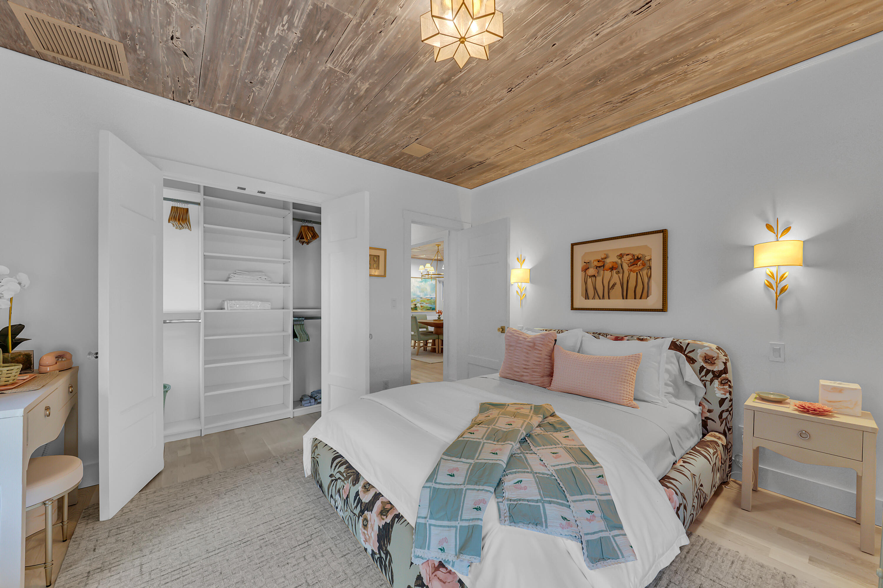 318 Australian Avenue Palm Beach, FL 33480 - Photo 23 of 53 Bedroom