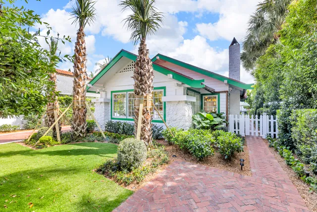 $9,995,000 | 318 Australian Avenue, Palm Beach, FL 33480