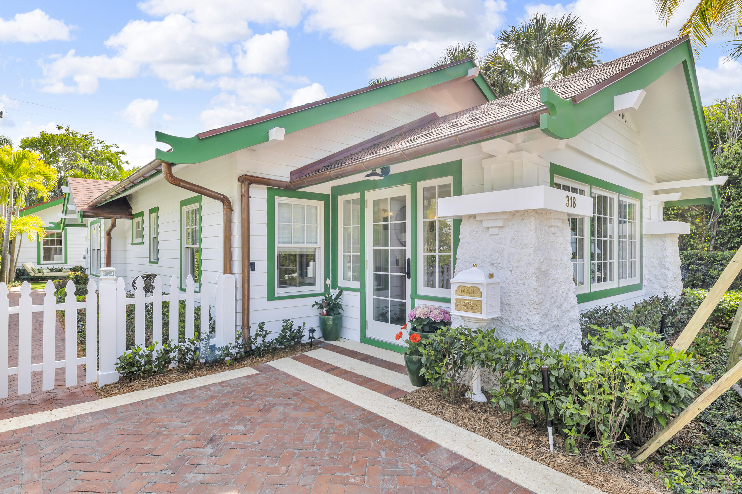 318 Australian Avenue Palm Beach, FL 33480 - Photo 31 of 53 Exterior