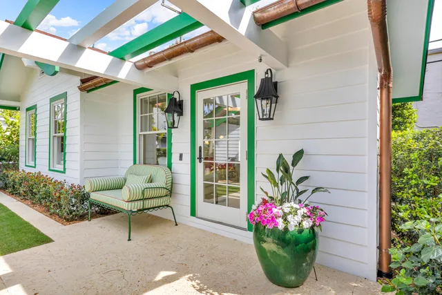 $9,995,000 | 318 Australian Avenue, Palm Beach, FL 33480
