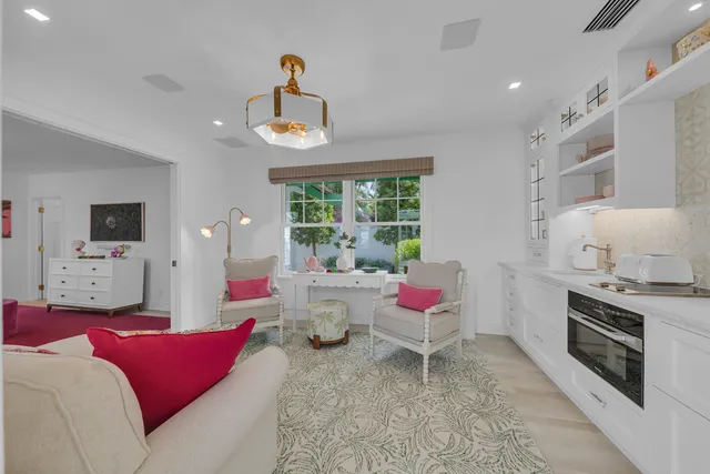 $9,995,000 | 318 Australian Avenue, Palm Beach, FL 33480