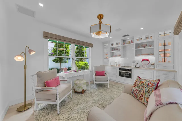 $9,995,000 | 318 Australian Avenue, Palm Beach, FL 33480