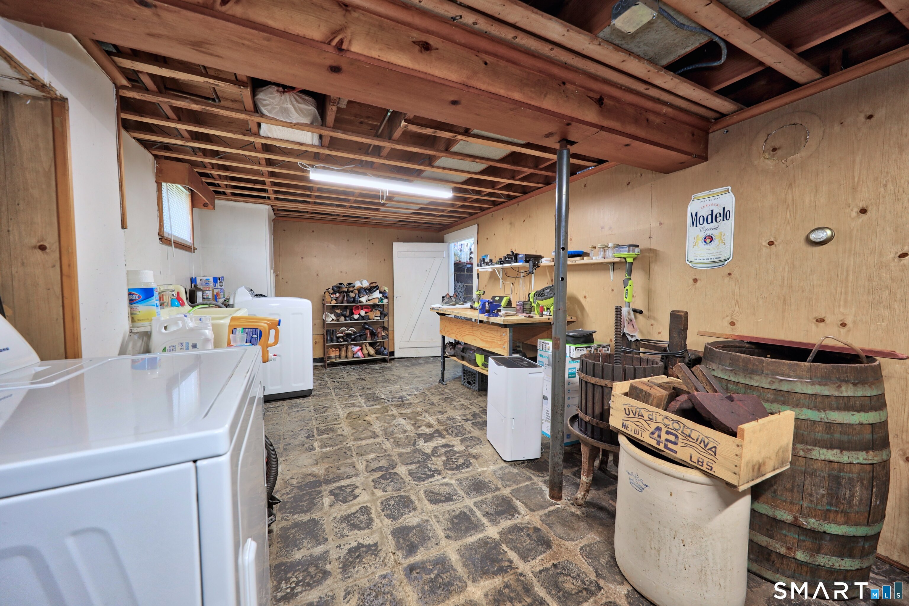 88 Carver Street Waterbury, CT 06708 - Photo 31 of 35 Gallery Image 31