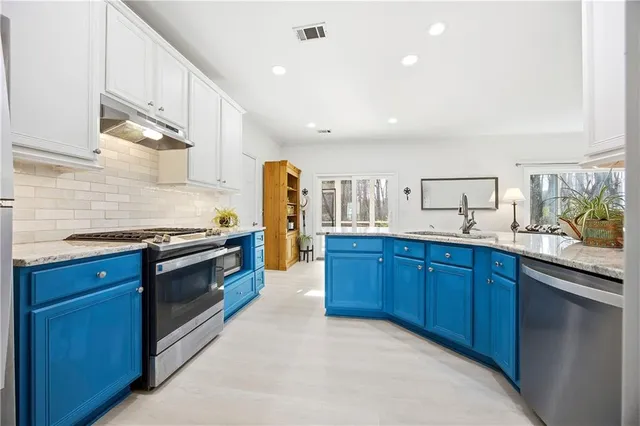 $565,000 | 2915 Brookwater Drive, Cumming, GA 30041