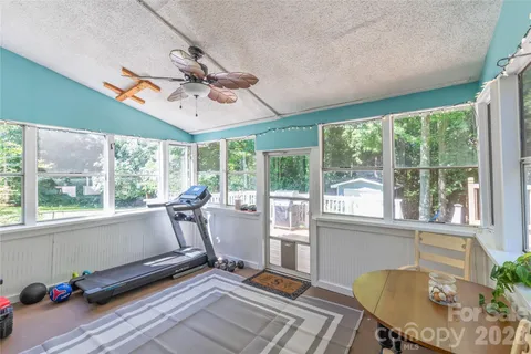 $525,000 | 425 Regency Drive, Charlotte, NC 28211