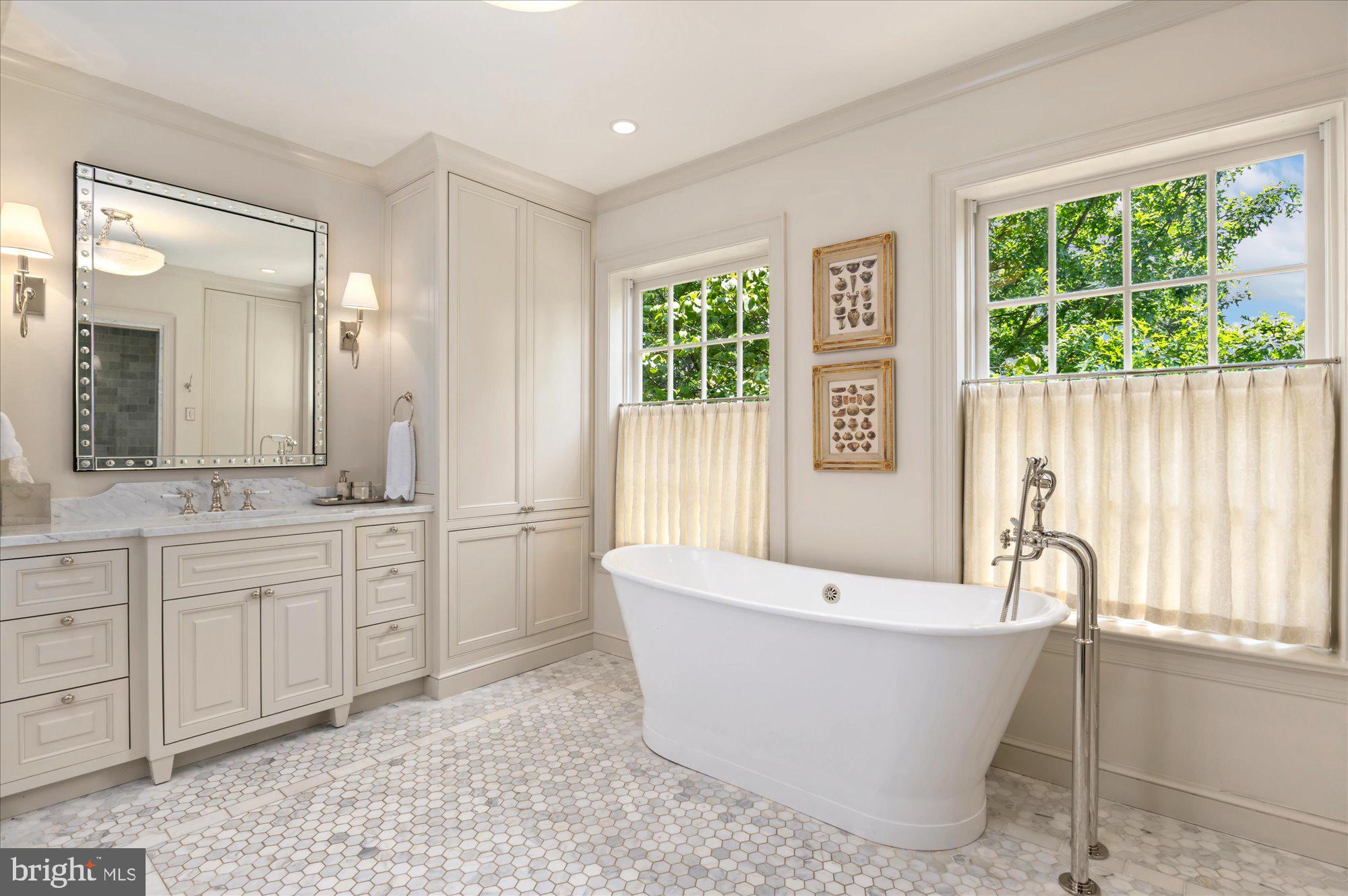 1642 35th Street Northwest Washington, DC 20007 - Photo 19 of 38