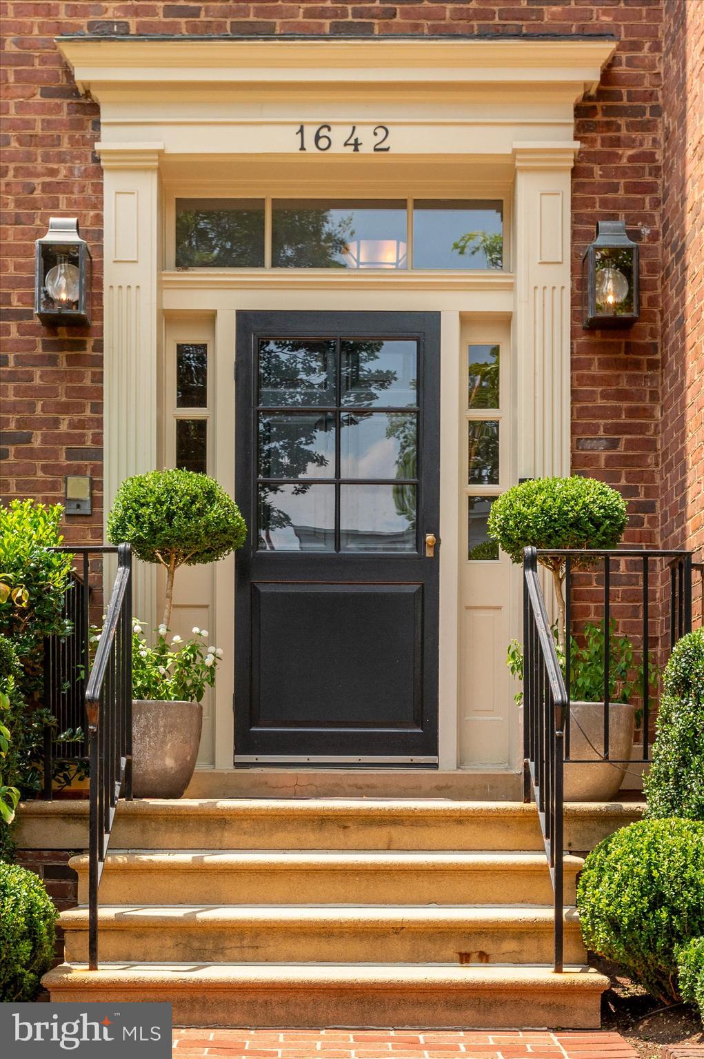 1642 35th Street Northwest Washington, DC 20007 - Photo 2 of 38