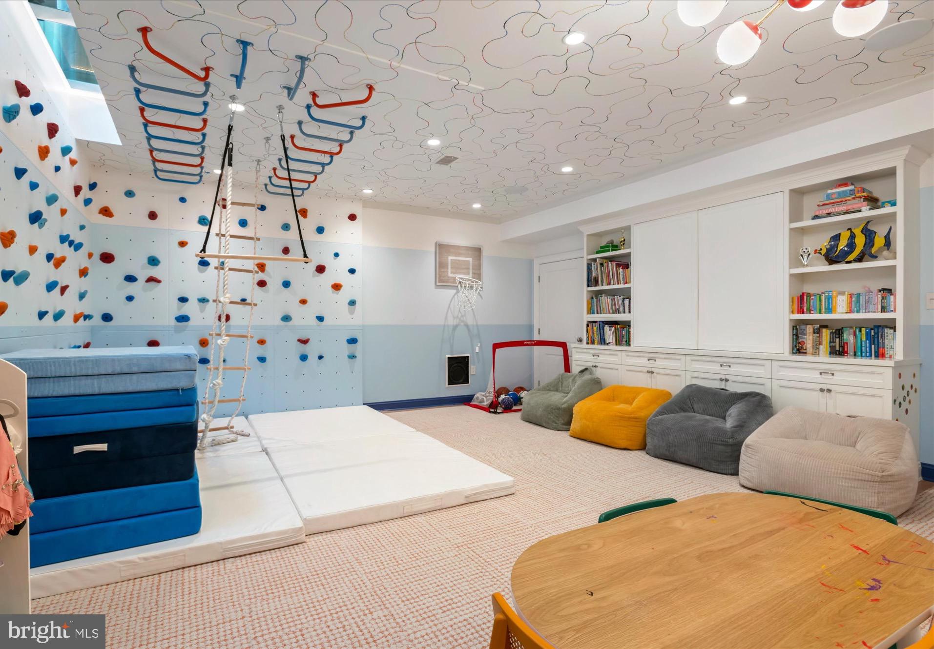 1642 35th Street Northwest Washington, DC 20007 - Photo 31 of 38