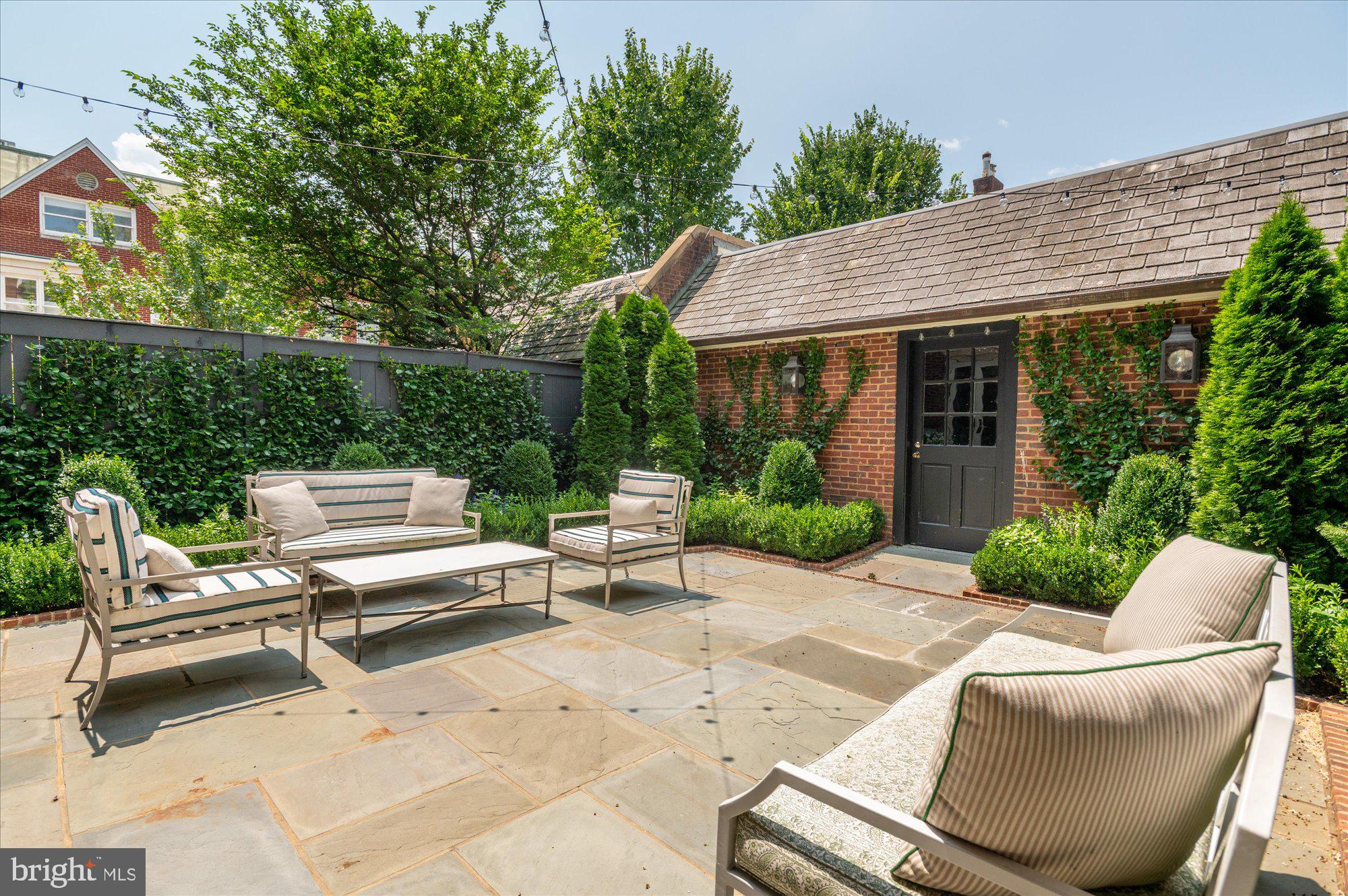 1642 35th Street Northwest Washington, DC 20007 - Photo 35 of 38