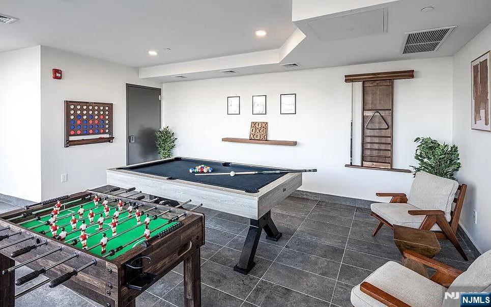 144 Summit Avenue, Unit 711 Jersey City, NJ 07304 - Photo 13 of 14