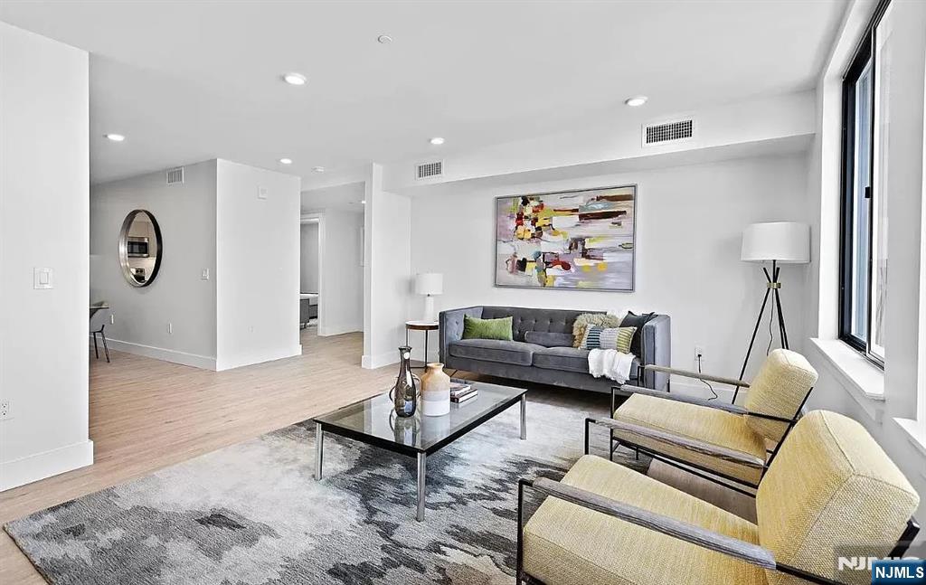 144 Summit Avenue, Unit 711 Jersey City, NJ 07304 - Photo 5 of 14