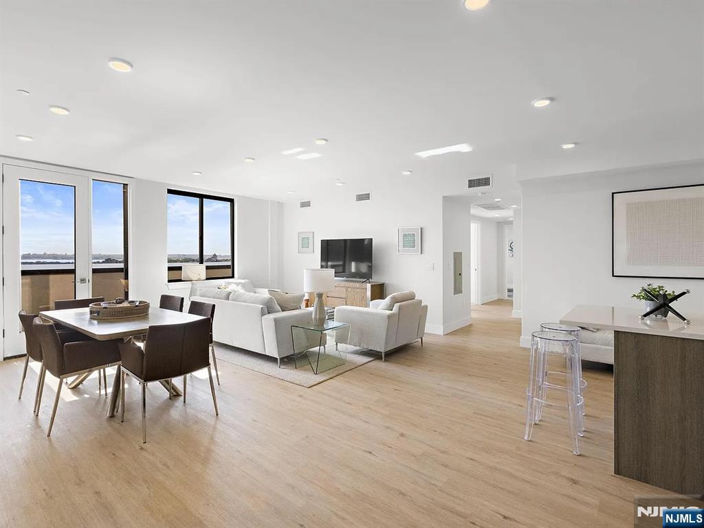 144 Summit Avenue, Unit 711 Jersey City, NJ 07304 - Photo 7 of 14