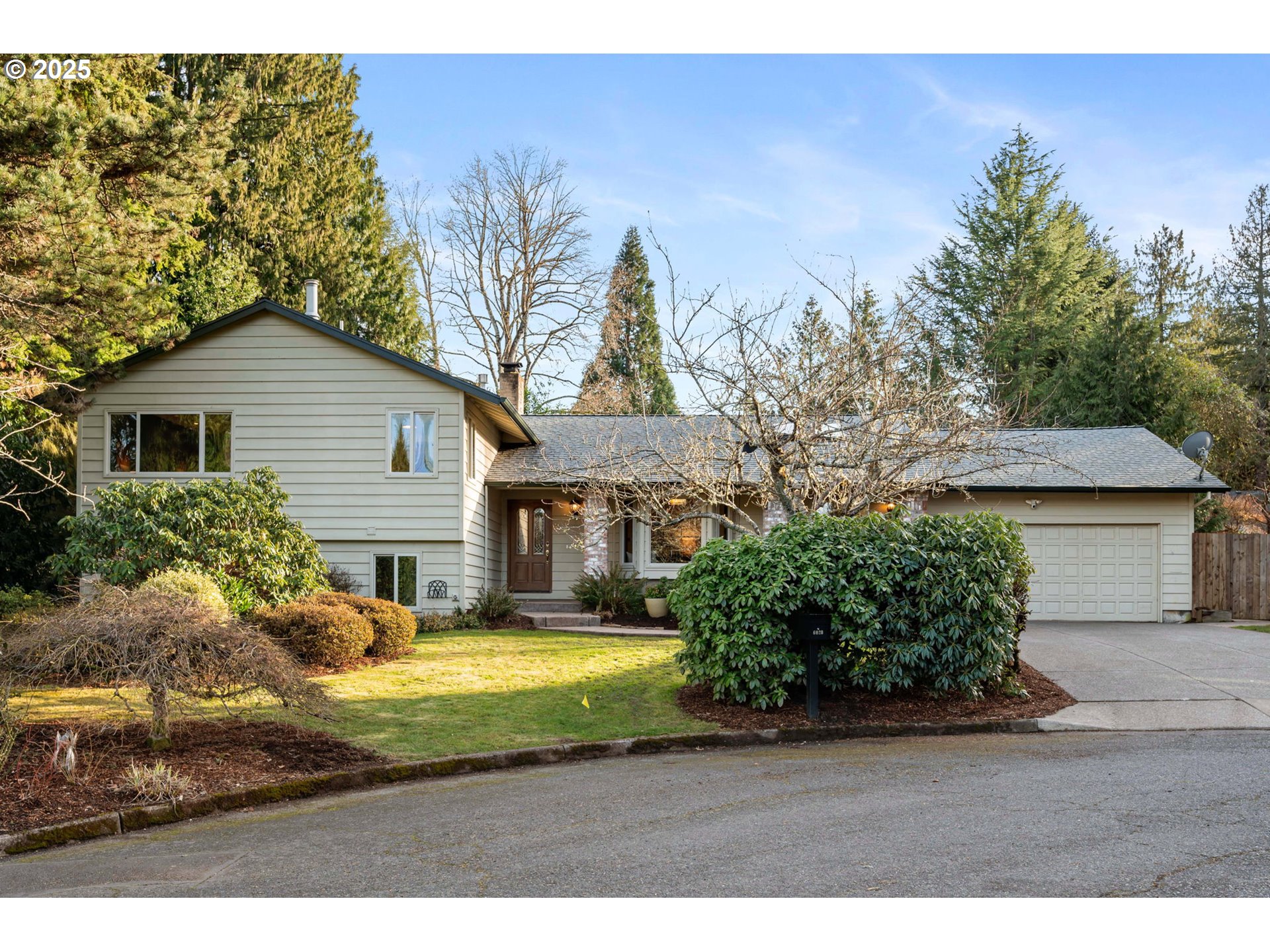 6020 Southwest Florida Street Portland, OR 97219 - Photo 1 of 46 Gallery Image 1
