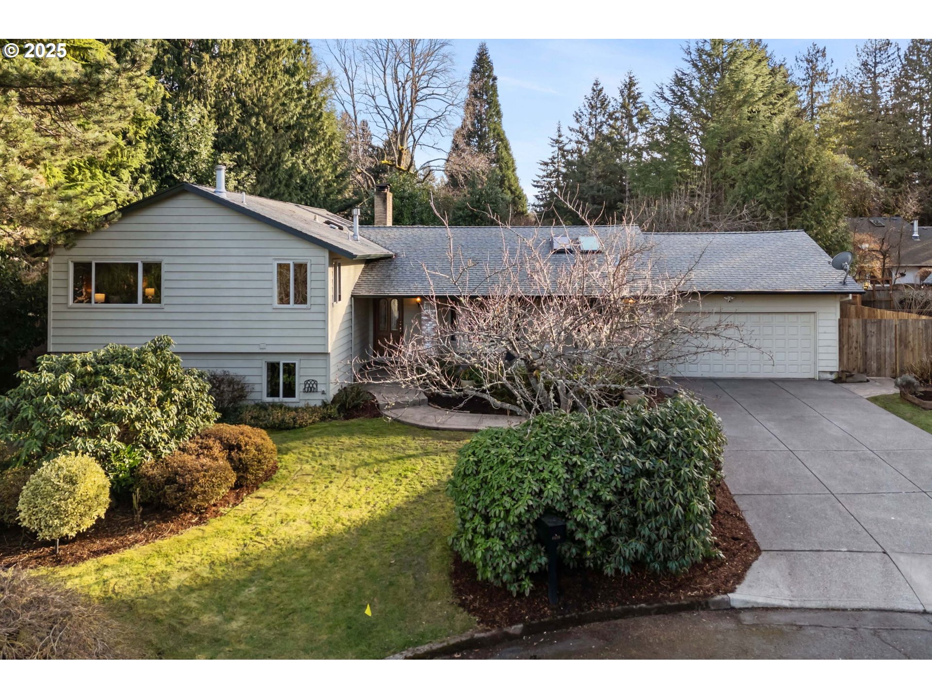 6020 Southwest Florida Street Portland, OR 97219 - Photo 2 of 46 Gallery Image 2